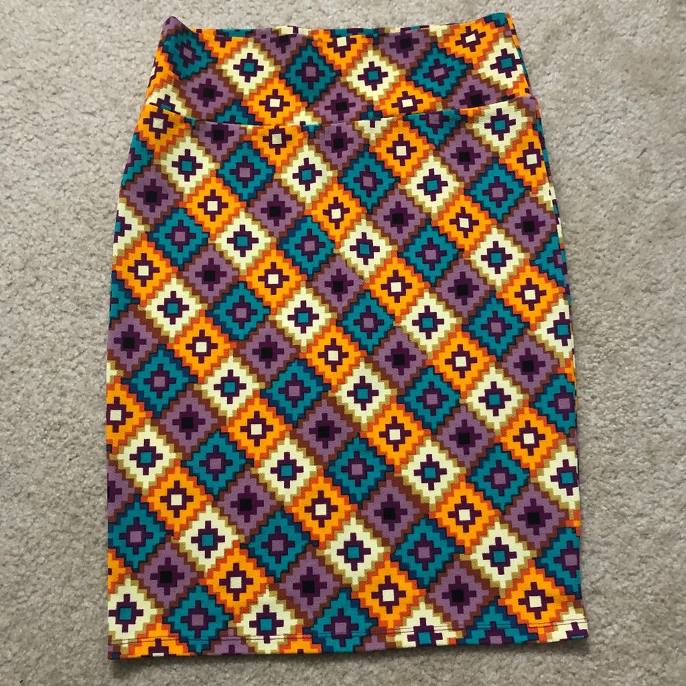 LuLaRoe Cassie Medium